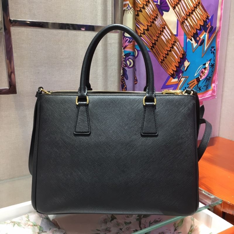 Pra*a top handle bags